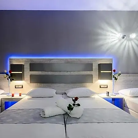 Hotel Savvas-deval (adults Only) 2*