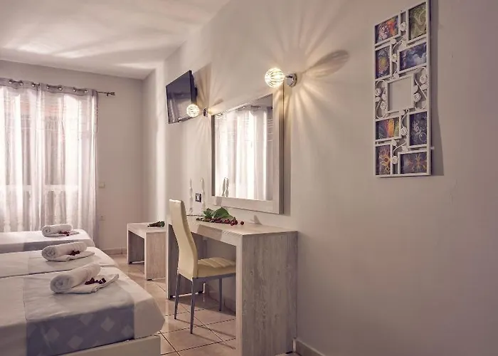 Hotel Savvas-deval (adults Only) 2*