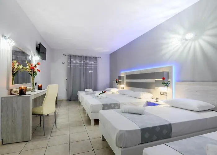 Savvas-deval (adults Only) Laganas